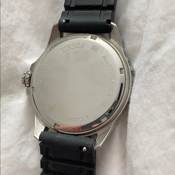 Fossil Silver and Silicone strap Watch - Picture 4 of 4